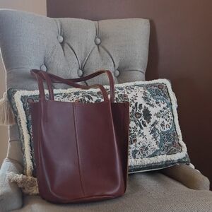 Portland Leather Goods Devan Bucket Bag